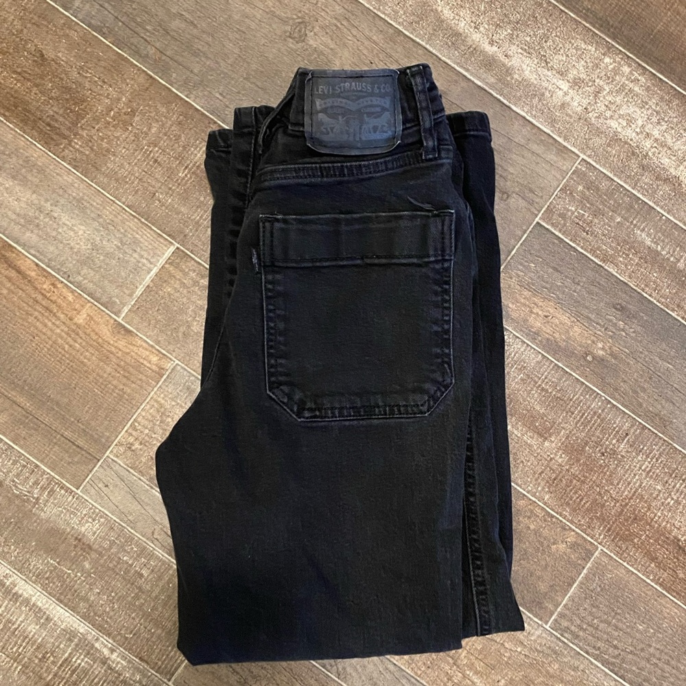 Levi’s mile high cropped wide leg jeans in black